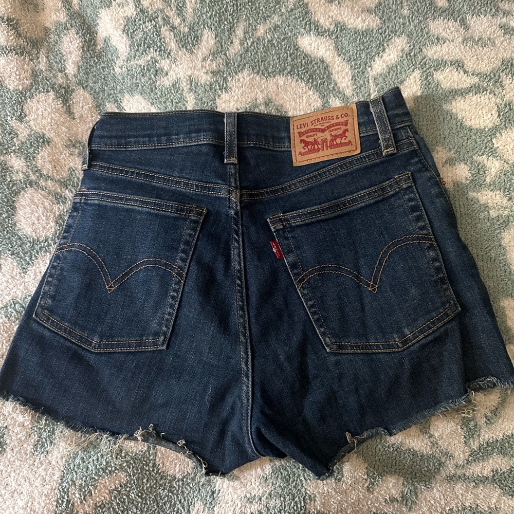Levi’s high rise shorts